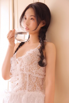 李采覃电影